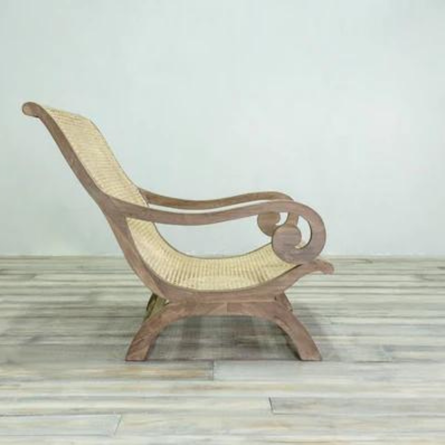 Lovina Wooden Indoor and Outdoor Lazy Chair