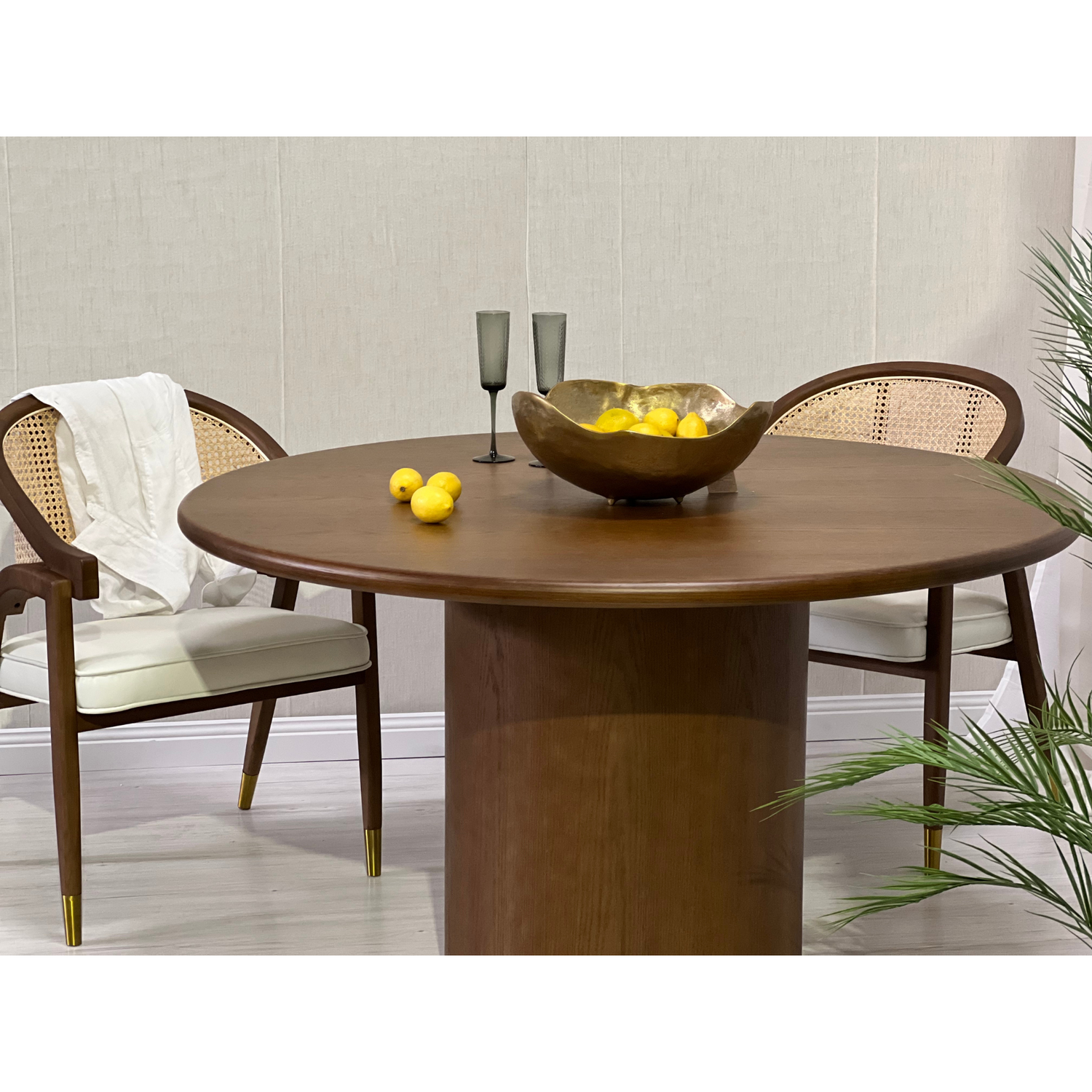 Georgia Round Dining Table |  | Dark Oak -  Ready to Ship