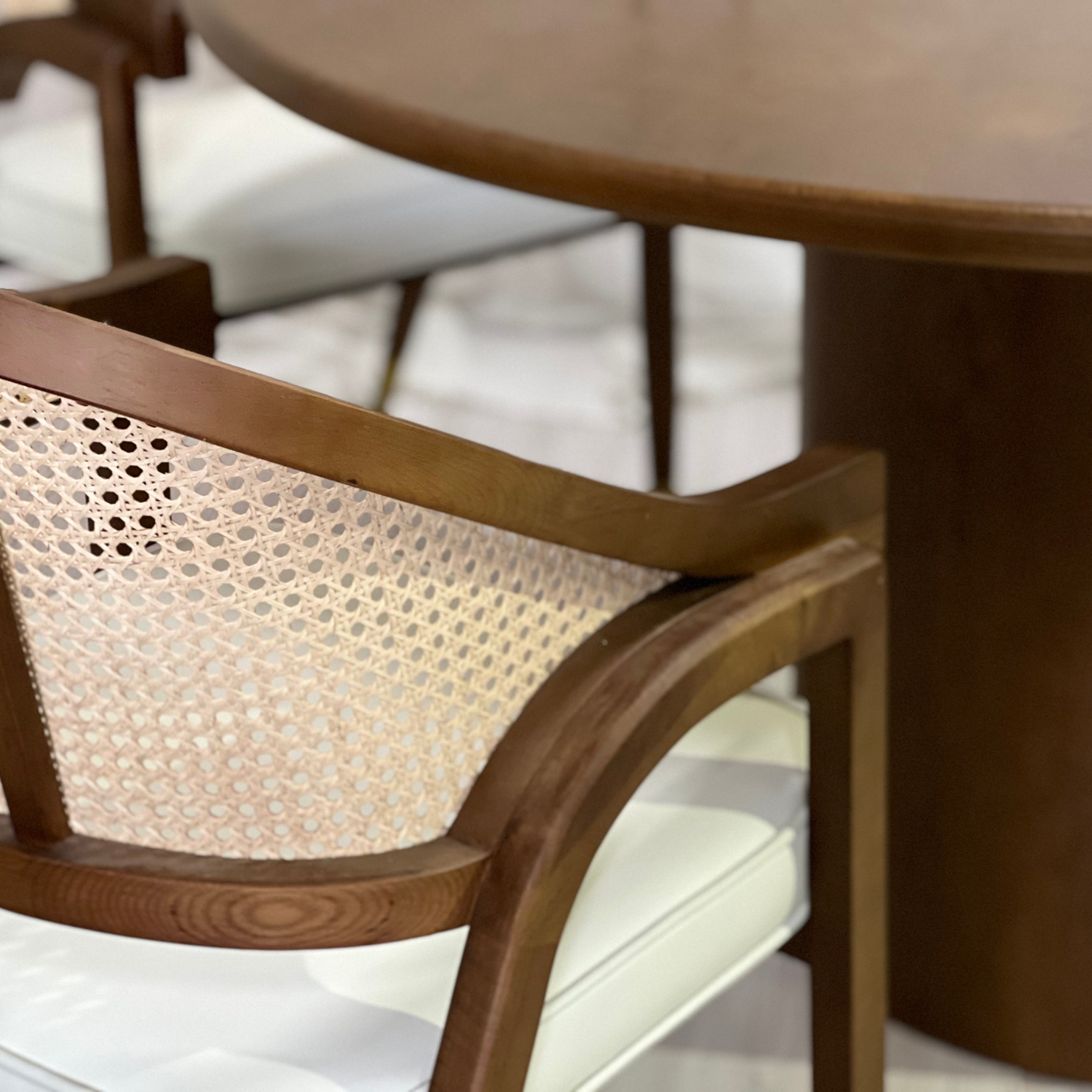 Georgia Round Dining Table |  | Dark Oak -  Ready to Ship