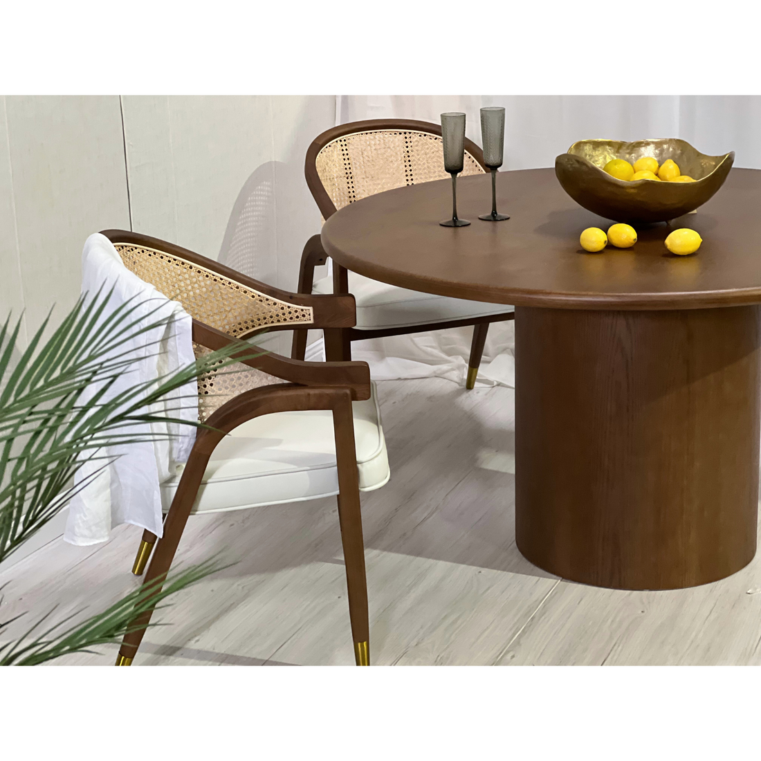 Georgia Round Dining Table |  | Dark Oak -  Ready to Ship
