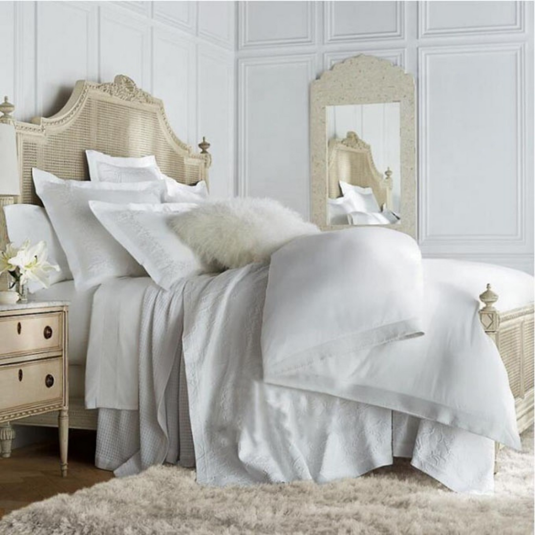 Rattan Victorian Bed (6970515685558)